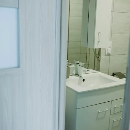Magnolia -centrum Тарнув