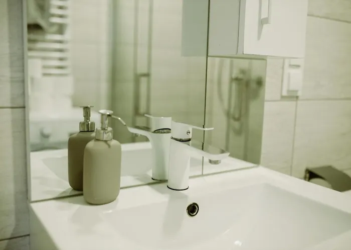 Magnolia -centrum 度假居 Tarnów